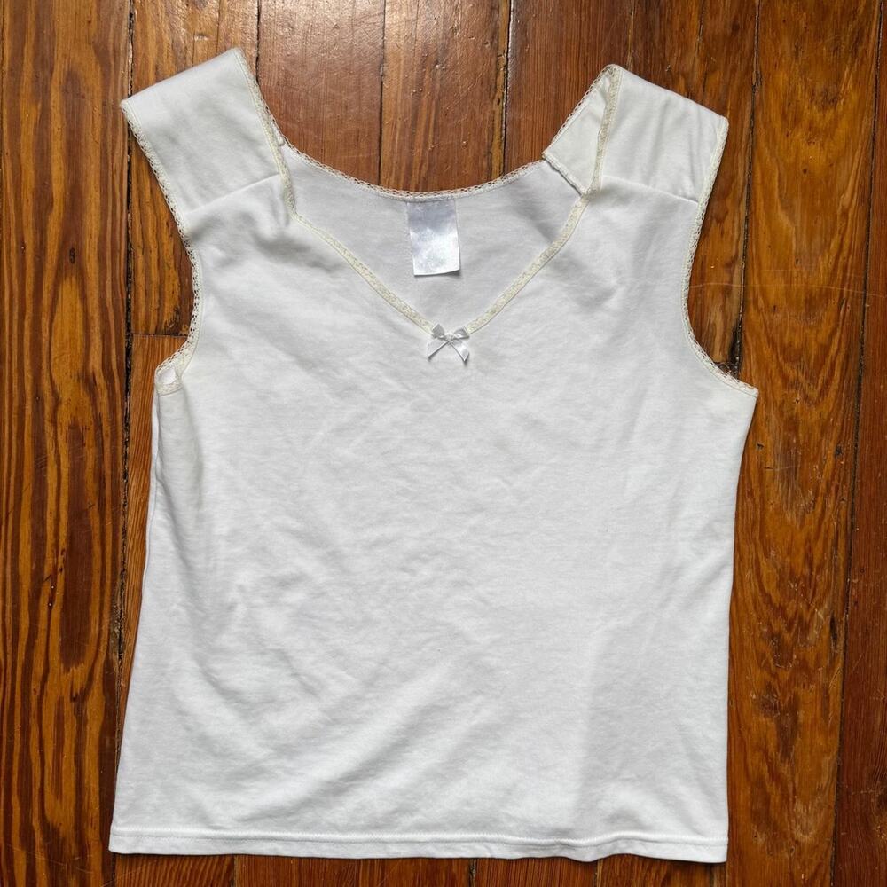 Vintage white lace trim tank